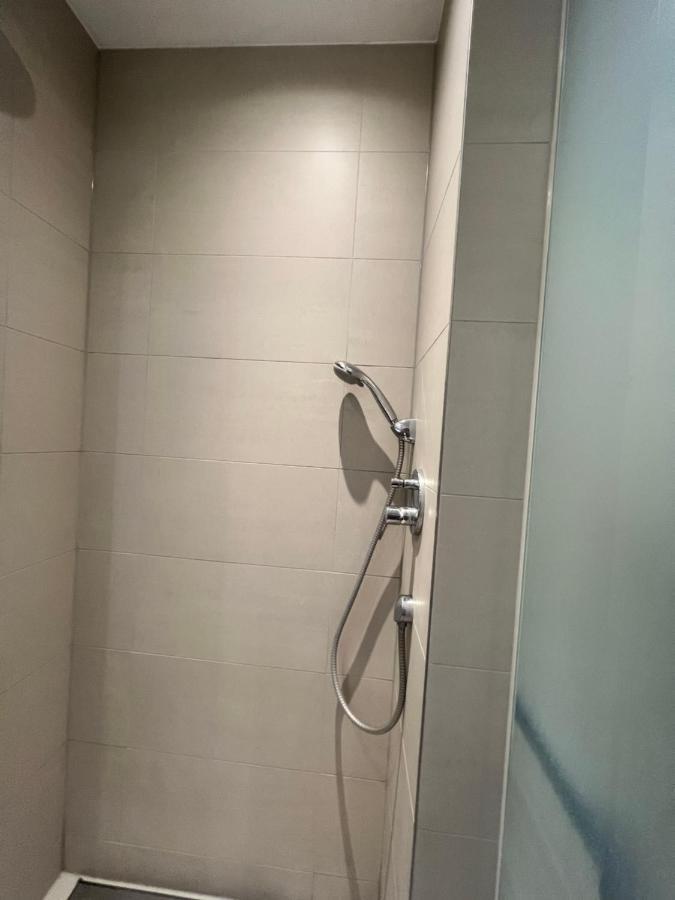 Sharing Studio Apartment With Me Munich Luaran gambar